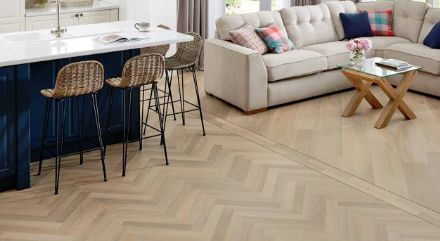 Hard / Laminate Flooring 0 Hard / Laminate Flooring